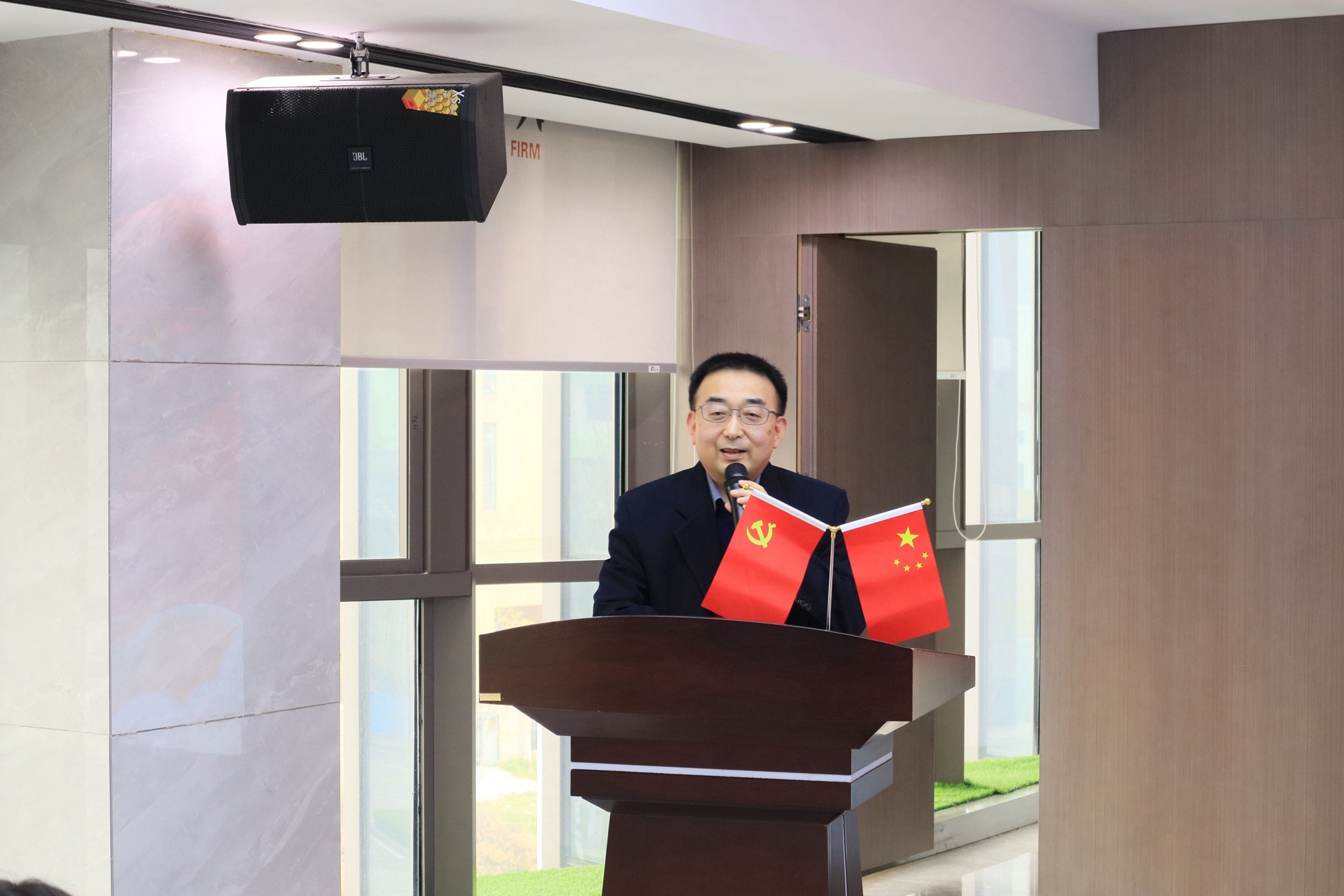 图片73.jpg