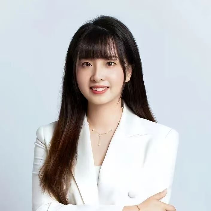 10何谦.jpg